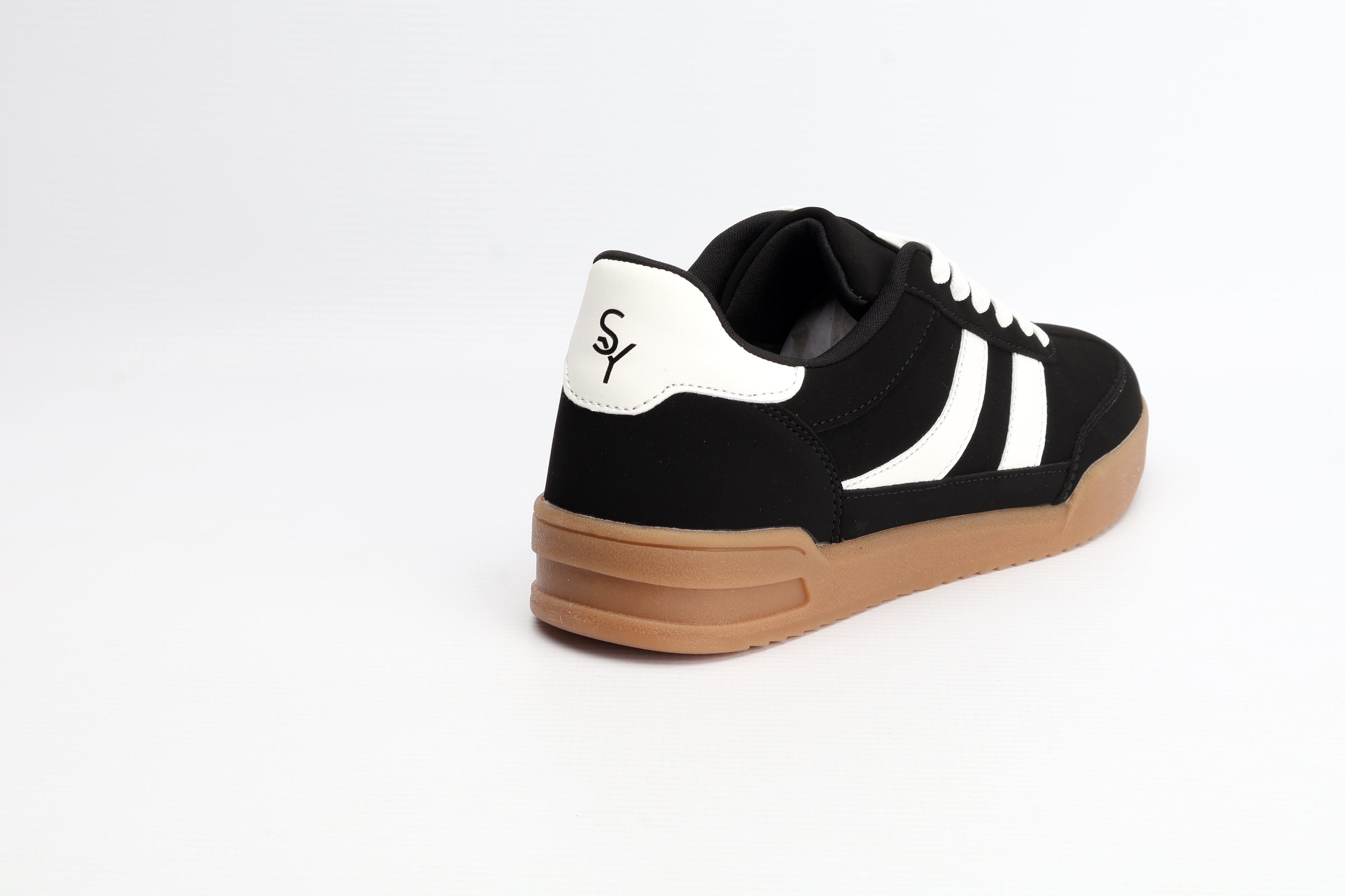 LAGCHLOE | Black