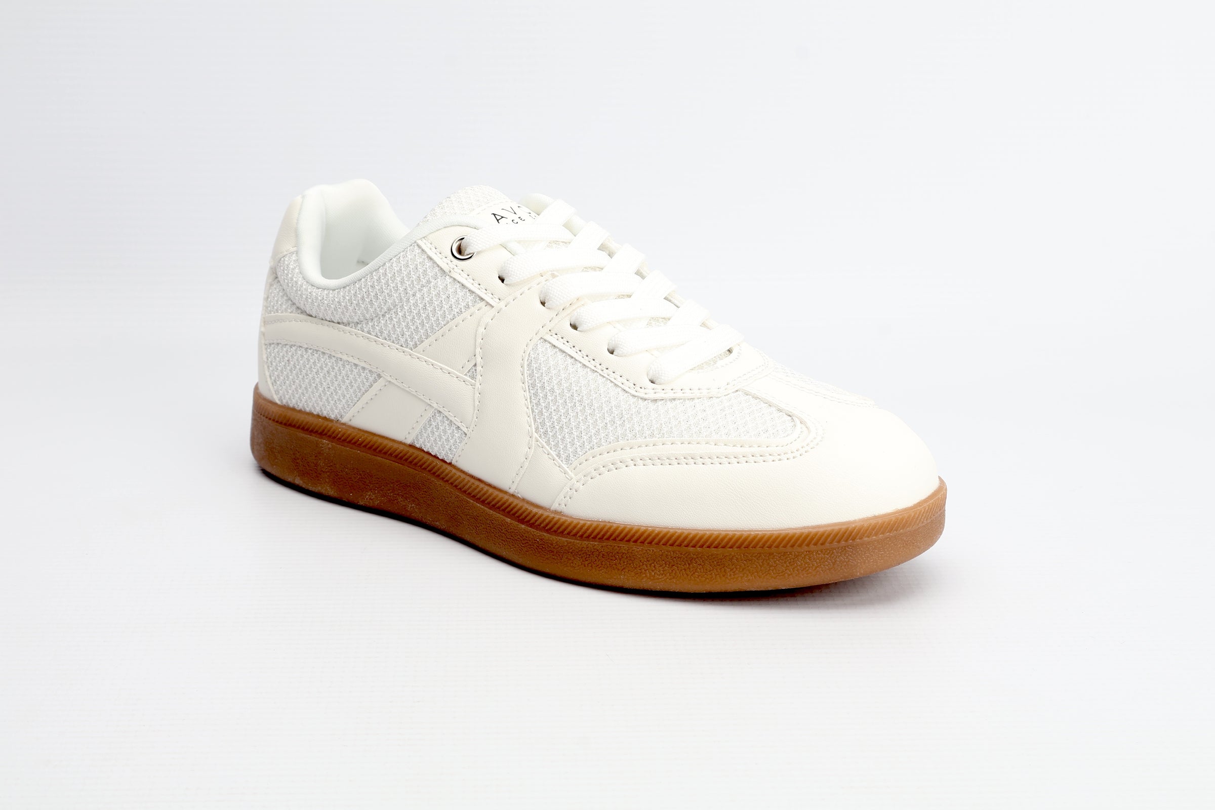 LAGGRACE | White